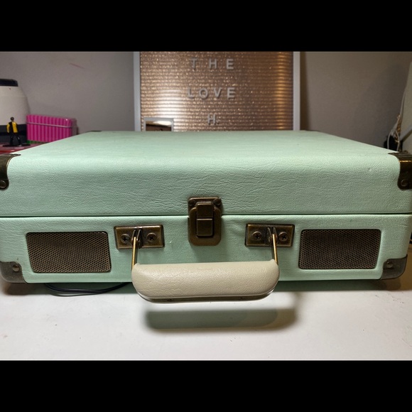 Crosley Record Player - Picture 5 of 5